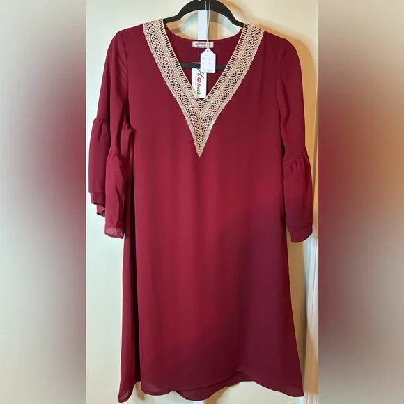 Small Wine colored Dress with Embroidered V-neck line - Picture 1 of 7